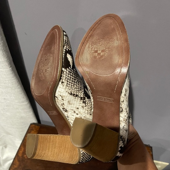 Vince Camuto boots excellent used condition worn once. - Picture 7 of 10